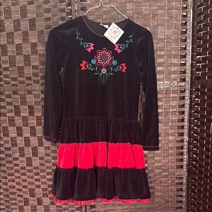 Hanna Andersson Black Dress with Red velour with Embroidery NWT 11-12 150